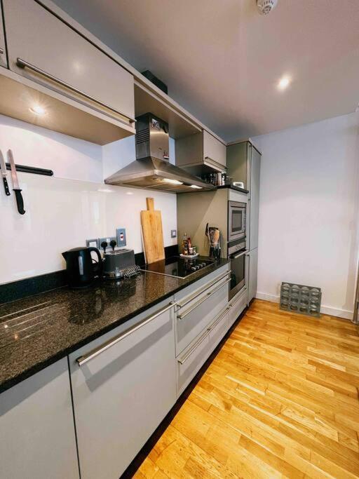 Stunning Victorian Mansion Apartment - Hosted By Agf Property - Free Parking Upon Request 布赖顿 外观 照片