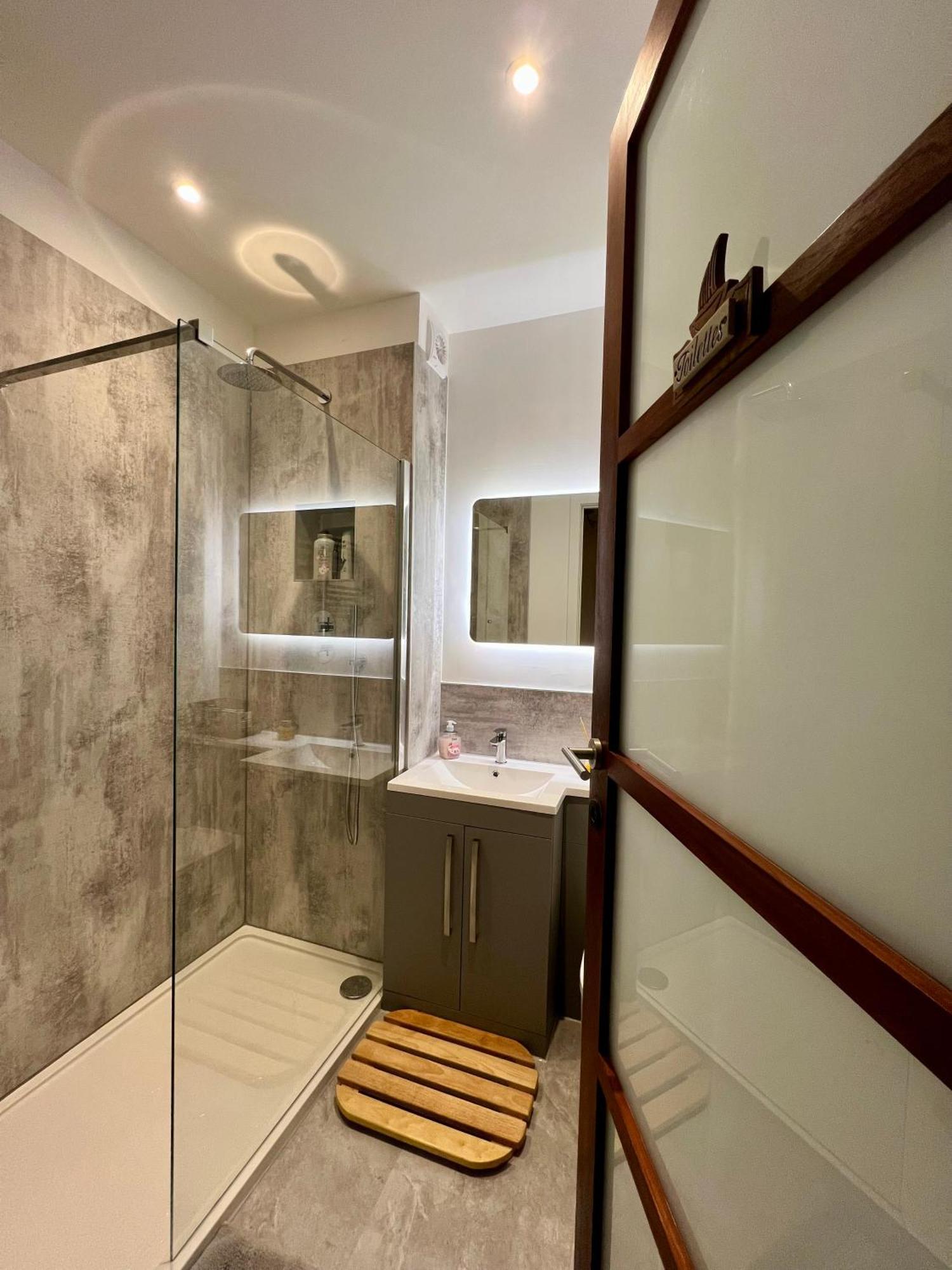 Stunning Victorian Mansion Apartment - Hosted By Agf Property - Free Parking Upon Request 布赖顿 外观 照片